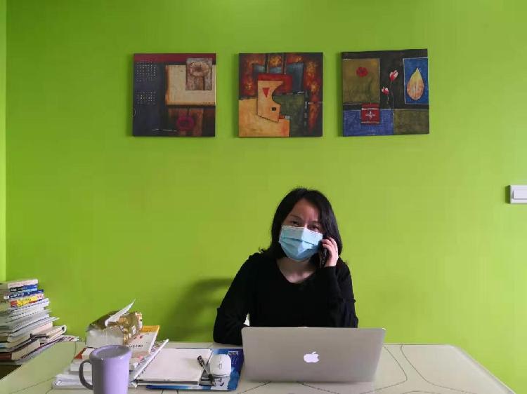 重慶簡(jiǎn)快紅十字心理志愿服務(wù)隊(duì) 以專業(yè)與愛(ài)心，筑牢疫情“心理防護(hù)網(wǎng)”